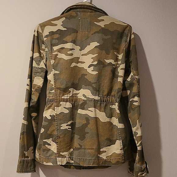 Camo Utility Jacket - Womans Small - Picture 4 of 7